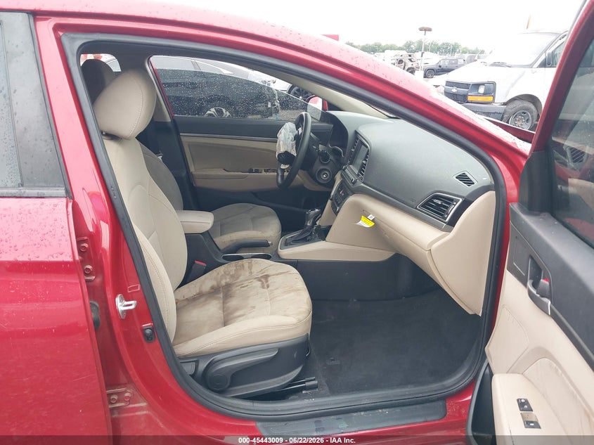 2018 HYUNDAI ELANTRA auction photo 5