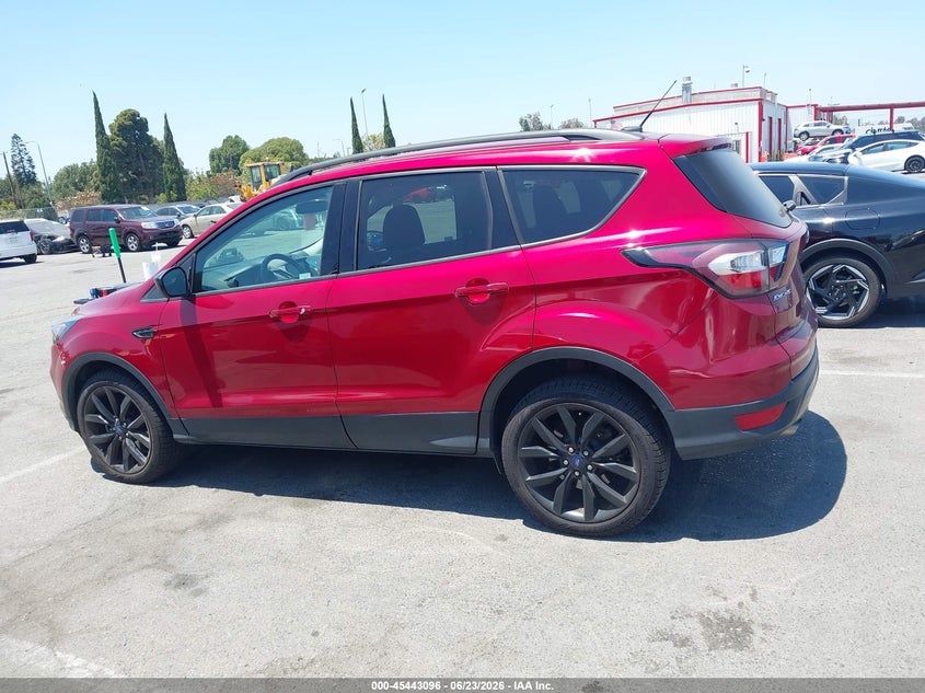 AtlanticExpress - Ford Escape