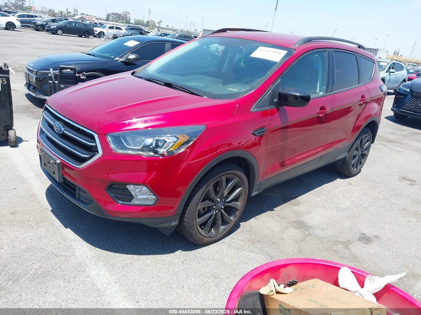 2017 FORD ESCAPE auction photo 2
