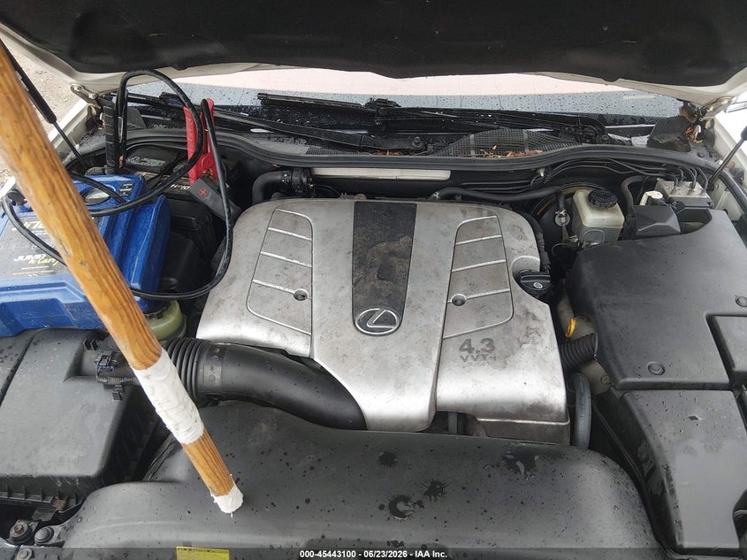 2002 LEXUS LS SEDAN 4.3L V-8 DOHC, VVT, 290HP