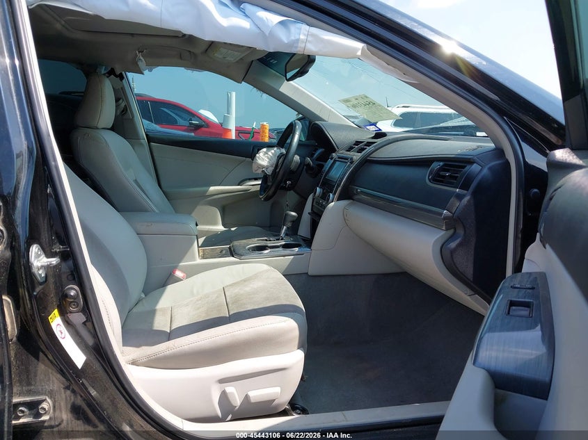2013 TOYOTA CAMRY HYBRID auction photo 5
