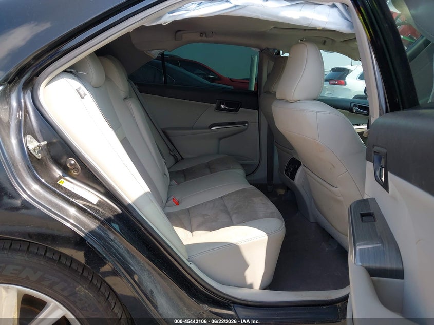 2013 TOYOTA CAMRY HYBRID auction photo 8
