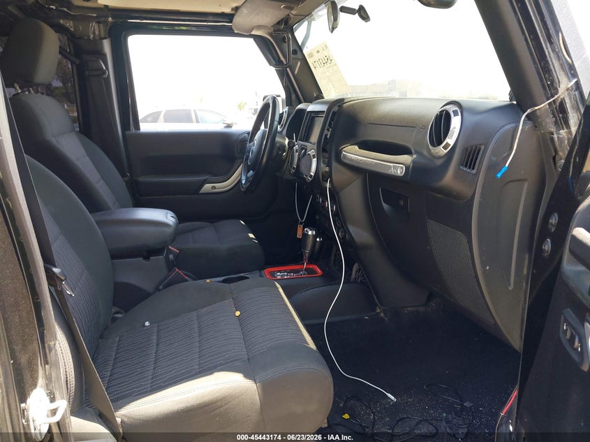 2012 JEEP WRANGLER UNLIMITED auction photo 5