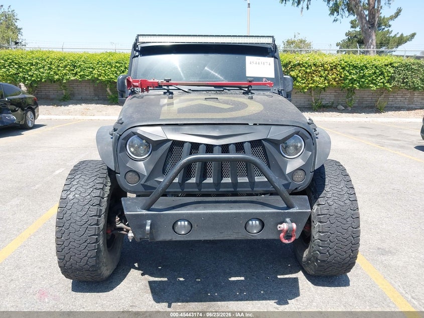 2012 JEEP WRANGLER UNLIMITED auction photo 6