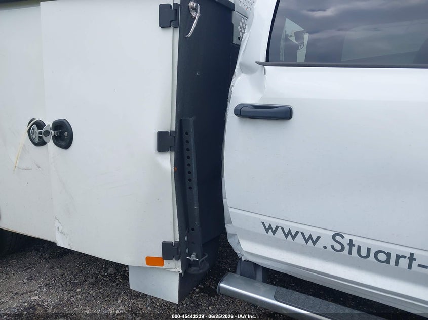 2024 Ram 5500 Chassis Tradesman/Slt/Laramie/Limited VIN: 3C7WRNFL4RG182182 Lot: 45443239