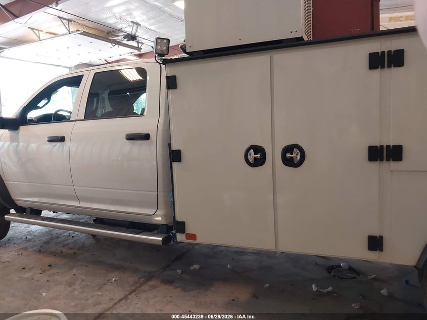2024 Ram 5500 Chassis Tradesman/Slt/Laramie/Limited VIN: 3C7WRNFL4RG182182 Lot: 45443239