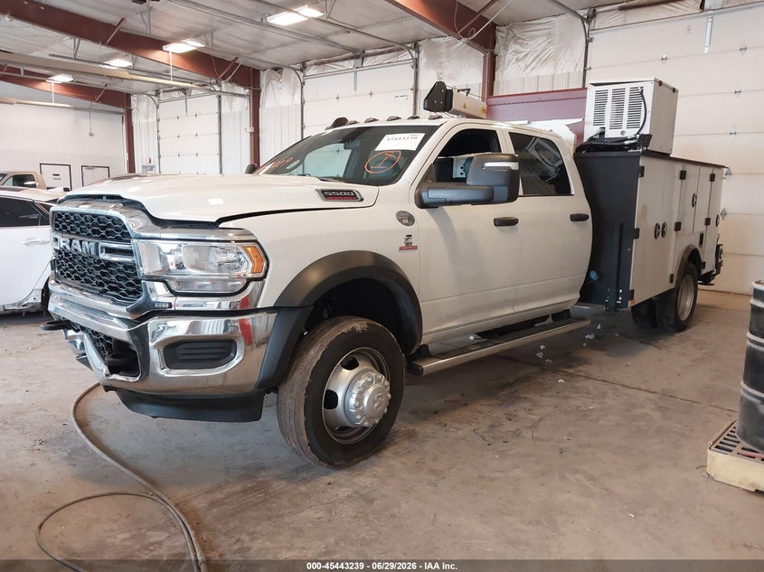 2024 RAM 5500 CHASSIS auction photo 2