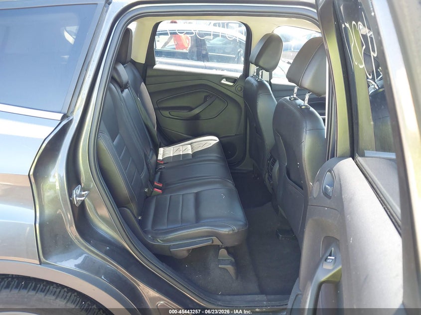 2016 FORD ESCAPE auction photo 8
