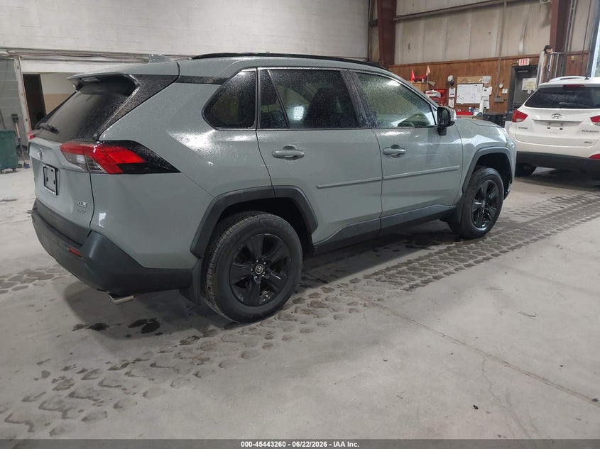 2019 TOYOTA RAV4 auction photo 4