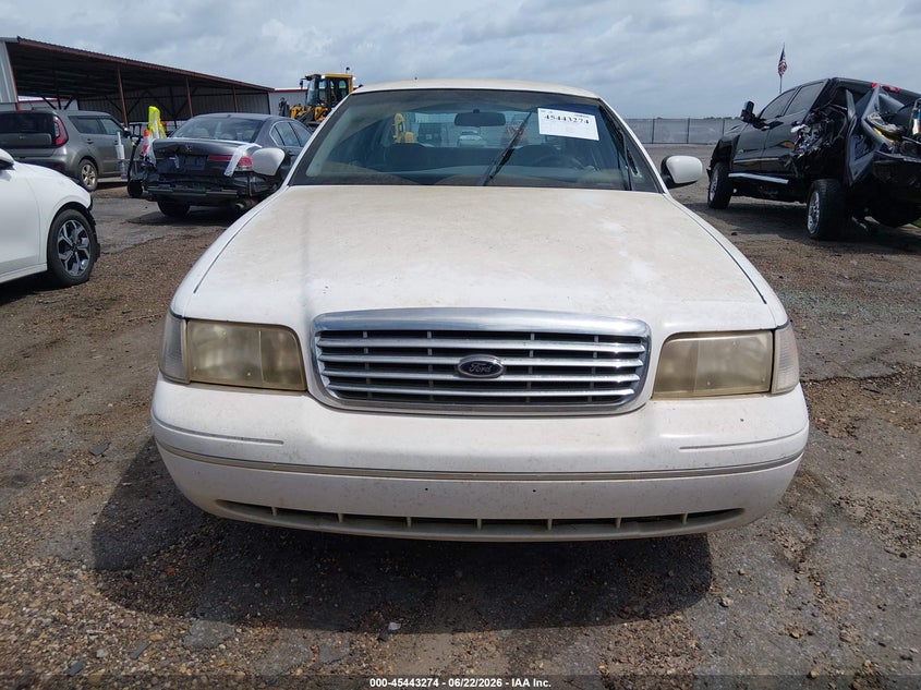 2001 Ford Crown Victoria VIN: 2FAFP73W21X121572 Lot: 45443274