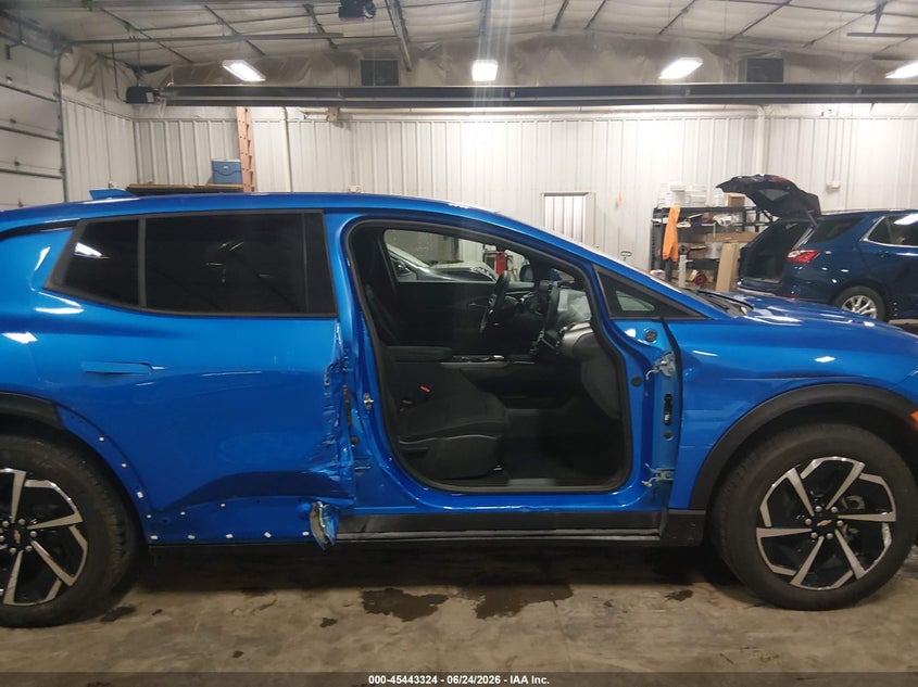 2025 CHEVROLET EQUINOX EV auction photo 6