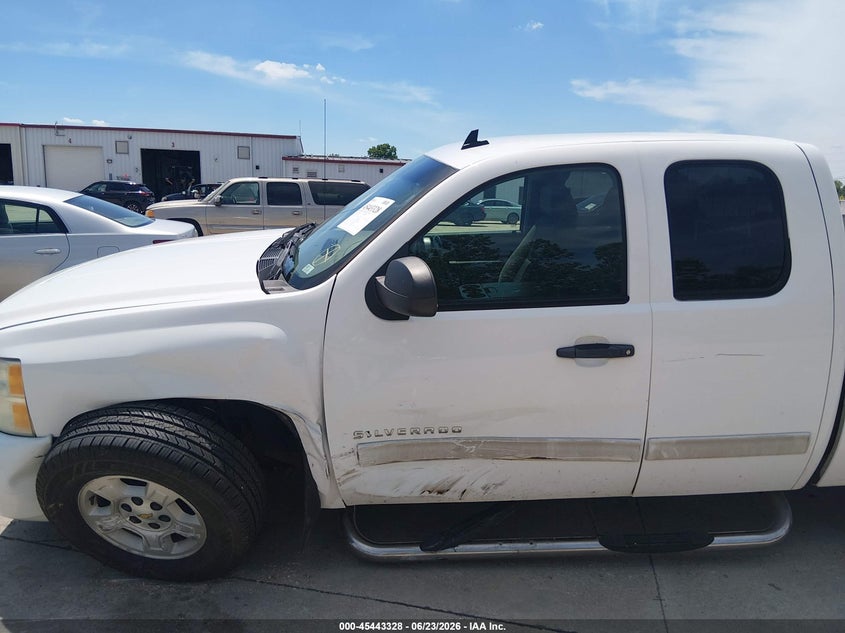 2009 CHEVROLET SILVERADO auction photo 6