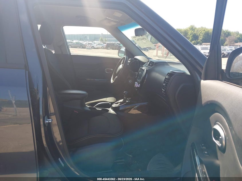 2014 KIA SOUL auction photo 5