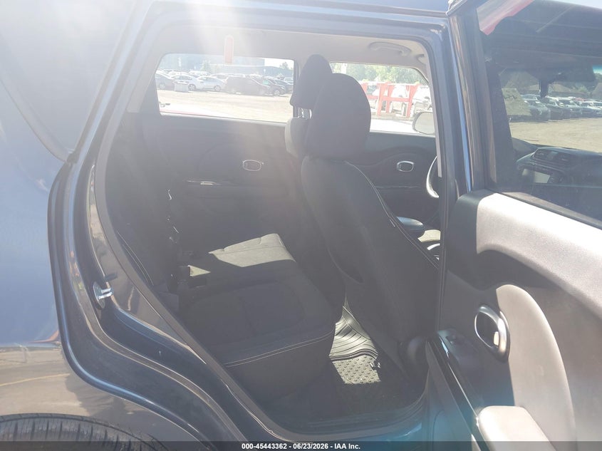 2014 KIA SOUL auction photo 8