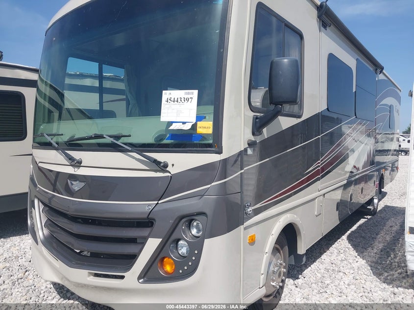 2018 FORD F53 auction photo 2