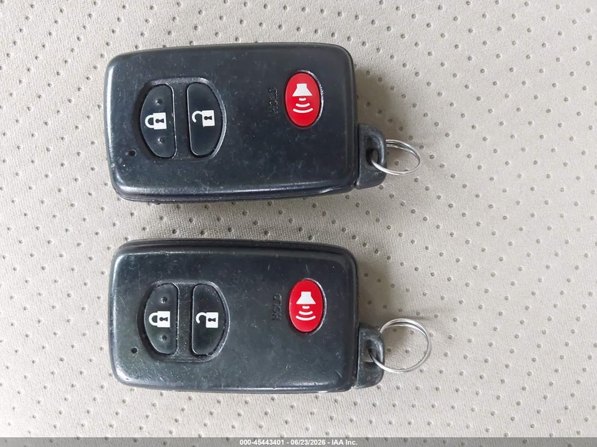 2013 TOYOTA PRIUS HATCHBACK 1.8L I-4 DOHC, VVT, 98HP