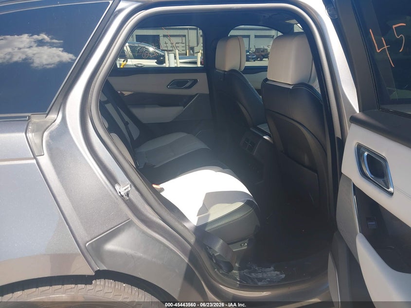 2018 LAND ROVER RANGE ROVER VELAR auction photo 8