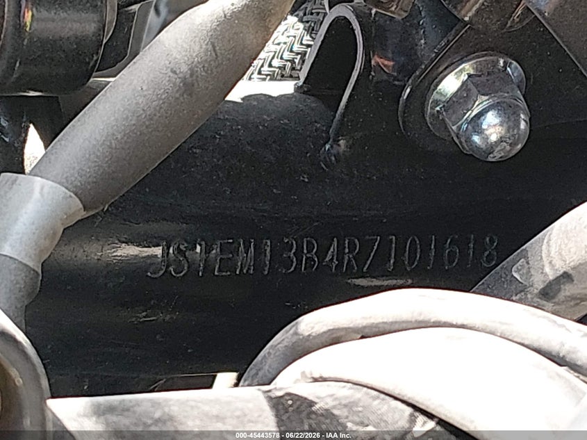 2024 Suzuki Gsx800 F VIN: JS1EM13B4R7101618 Lot: 45443578
