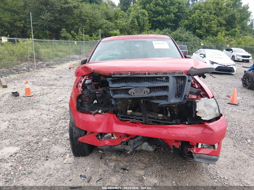2004 FORD F-150 auction photo 6
