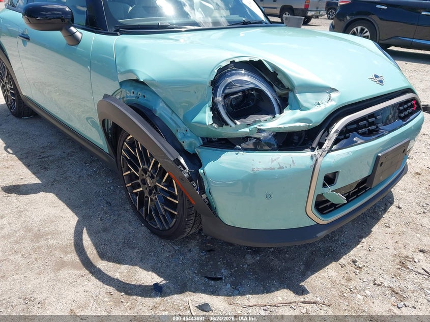 2025 Mini Hardtop Cooper S VIN: WMW23GD0XS2W35332 Lot: 45443691