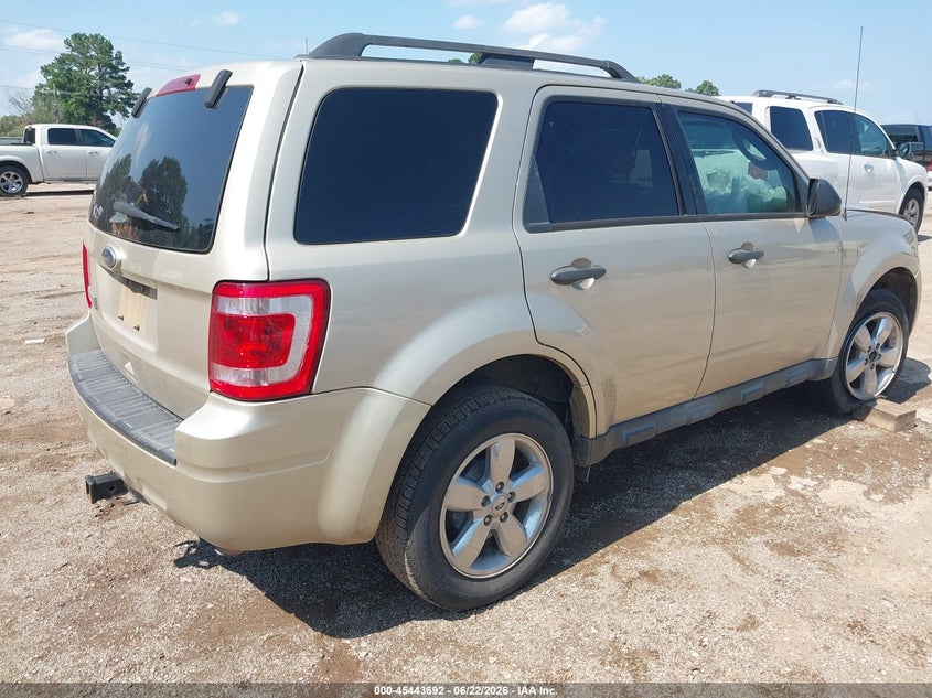 Vin: 1fmcu0d73ckb53615, lot: 45941801, ford escape xlt 20124