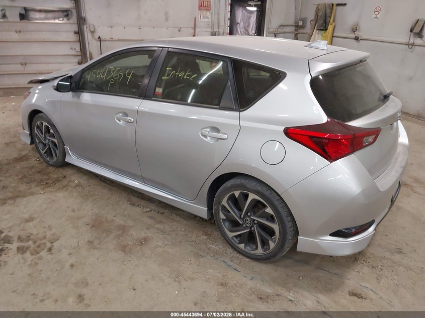 2018 TOYOTA COROLLA IM auction photo 3