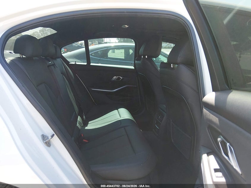 2021 BMW 330I VIN: 3MW5R1J07M8C13861 Lot: 45443702