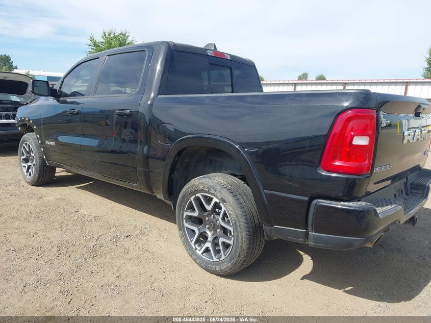 2025 RAM 1500 auction photo 3