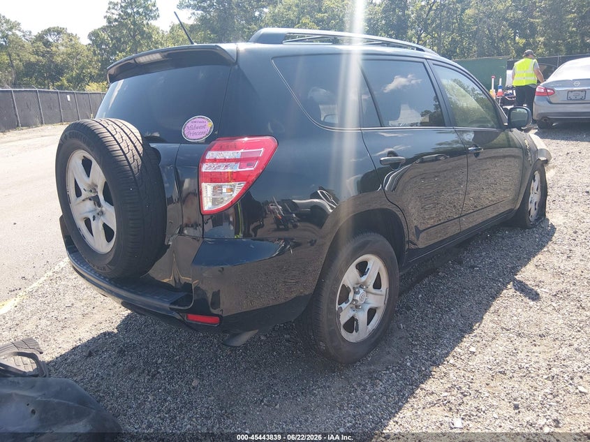 2011 TOYOTA RAV4 auction photo 4