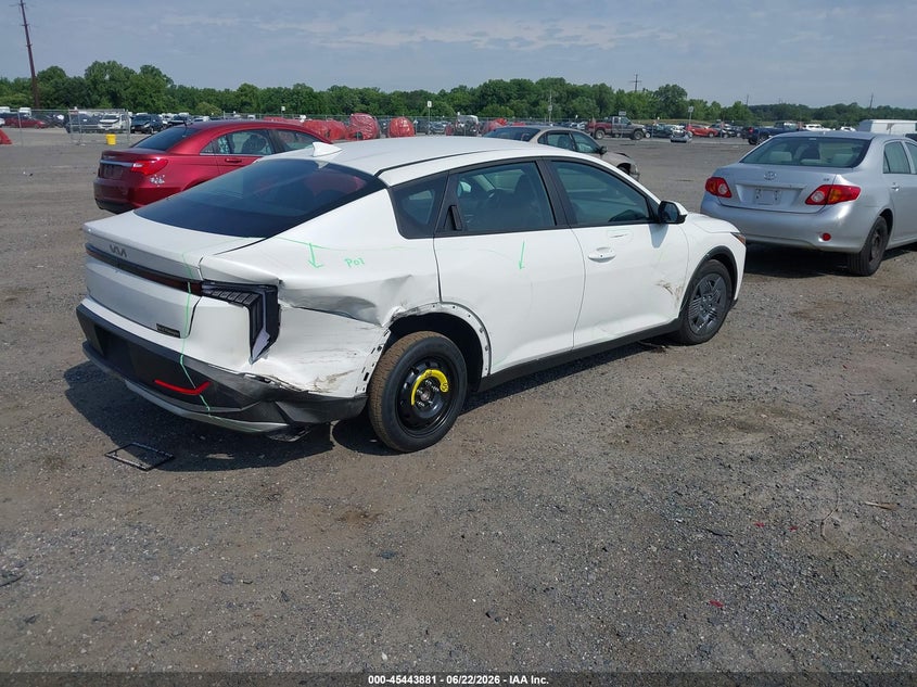 VIN 3KPFT4DE7SE201368 2025 KIA K4 LX