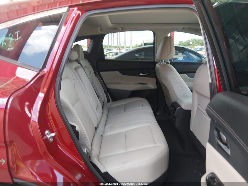 2025 NISSAN MURANO auction photo 8