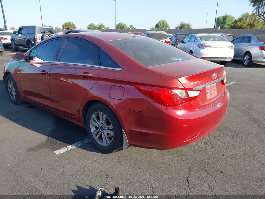 2013 HYUNDAI SONATA SEDAN 2.4L I-4 DI, DOHC, VVT, 190HP