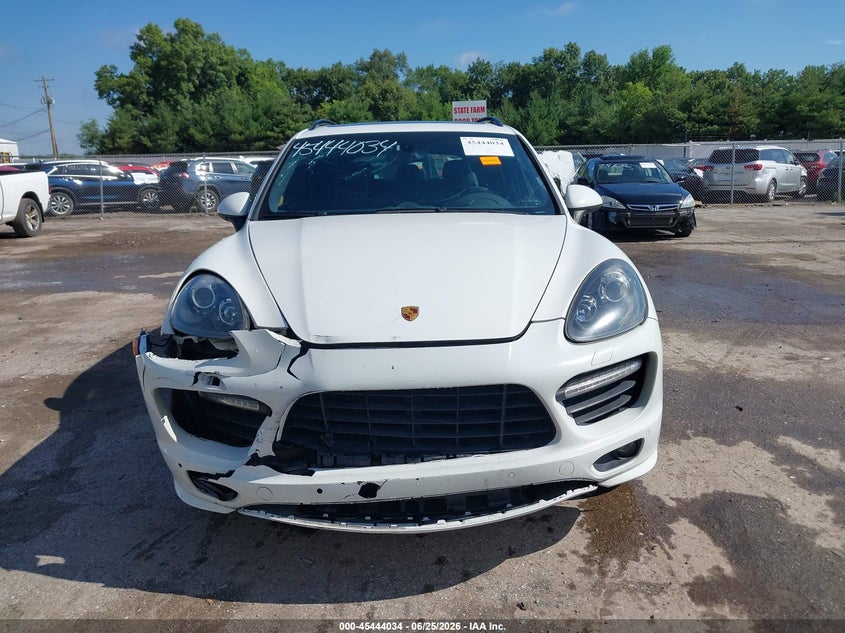 2013 Porsche Cayenne Gts VIN: WP1AD2A29DLA79661 Lot: 45444034