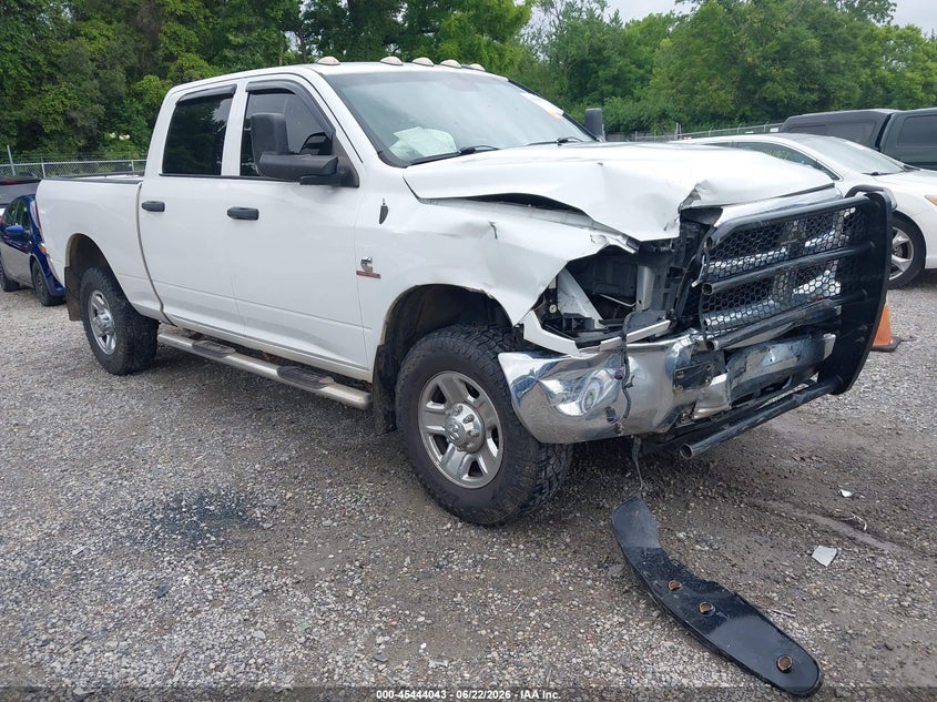 Vin: 3c6ur5cl4jg192201, lot: 45942152, ram 2500 tradesman  4x4 6'4 box 2018 img_1