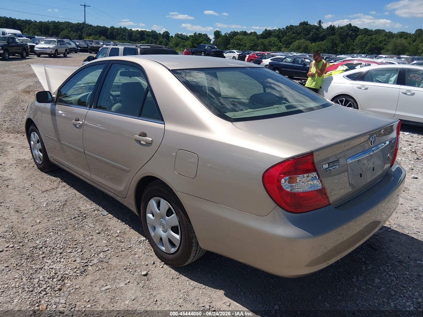 2004 TOYOTA CAMRY auction photo 3