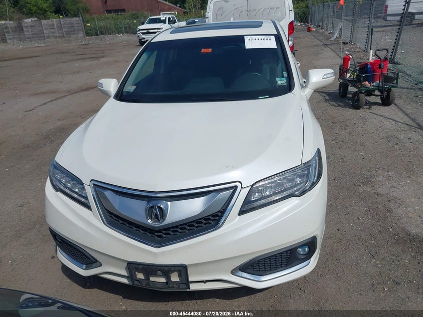2018 Acura Rdx Technology Acurawatch Plus Packages/Technology Package VIN: 5J8TB4H52JL009721 Lot: 45444080