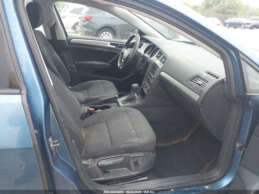 2016 VOLKSWAGEN GOLF SPORTWAGEN auction photo 5