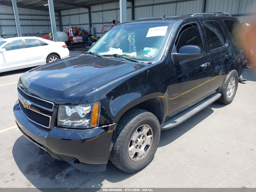 2011 Chevrolet Tahoe Ls 1GNSKAE08BR392541 photo 1