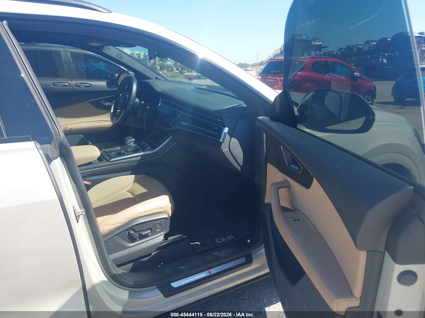 2022 AUDI Q8 auction photo 5
