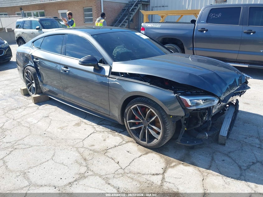 Vin: waub4cf55ja010825, lot: 45942241, audi s5 3.0t premium plus 2018 img_1