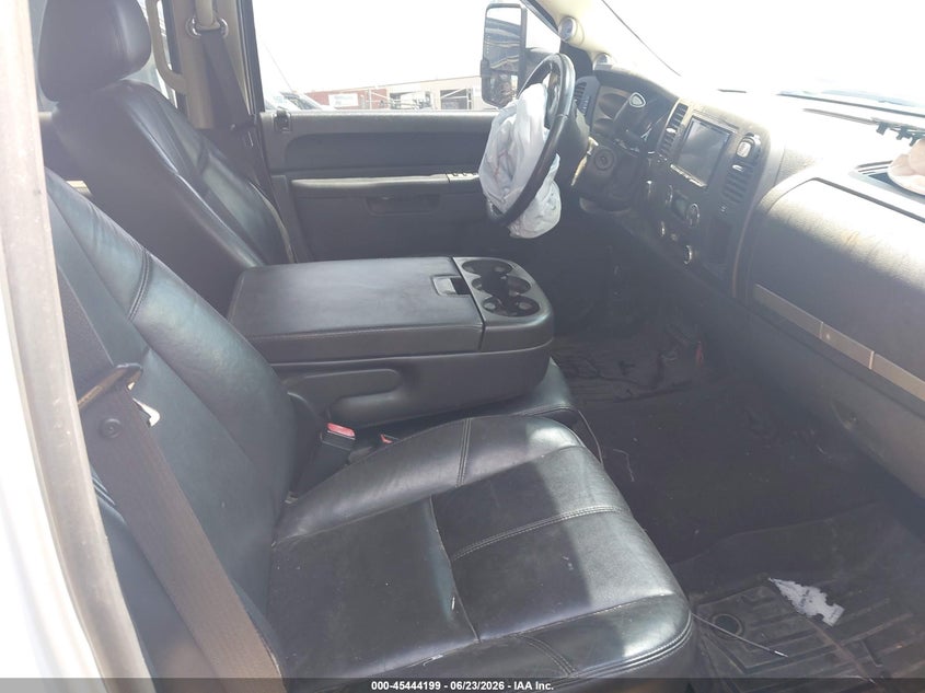 2011 CHEVROLET SILVERADO 2500HD auction photo 5