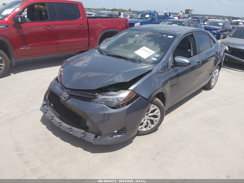 2017 TOYOTA COROLLA auction photo 2