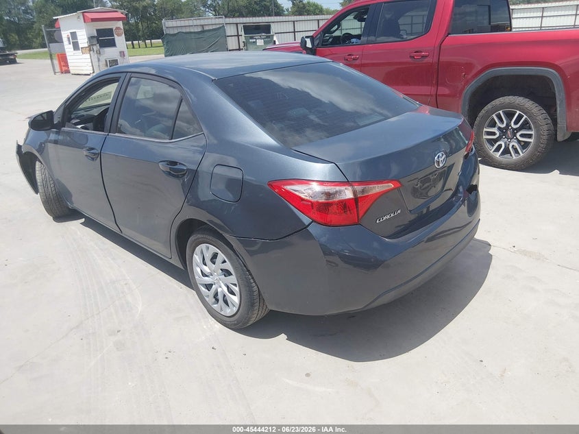 2017 TOYOTA COROLLA auction photo 3
