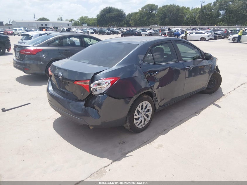 2017 TOYOTA COROLLA auction photo 4