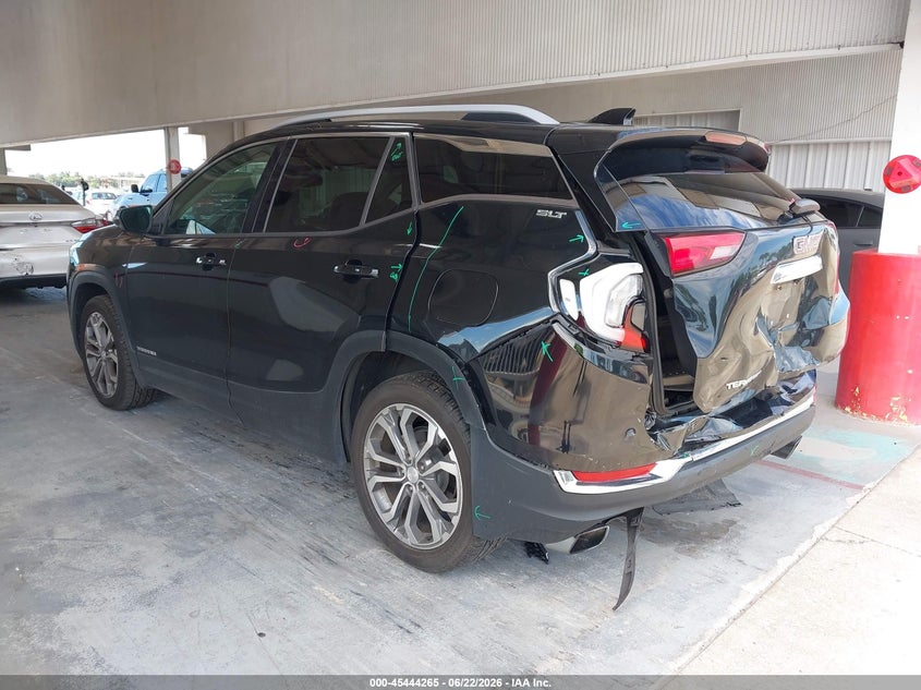 2020 GMC TERRAIN auction photo 3