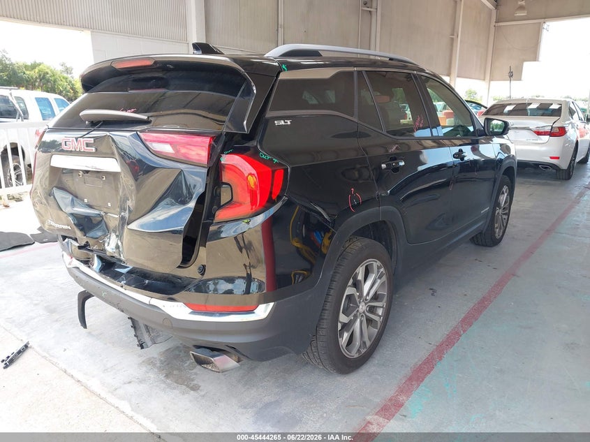 2020 GMC TERRAIN auction photo 4