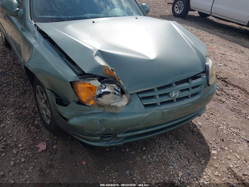 2005 HYUNDAI ACCENT auction photo 6