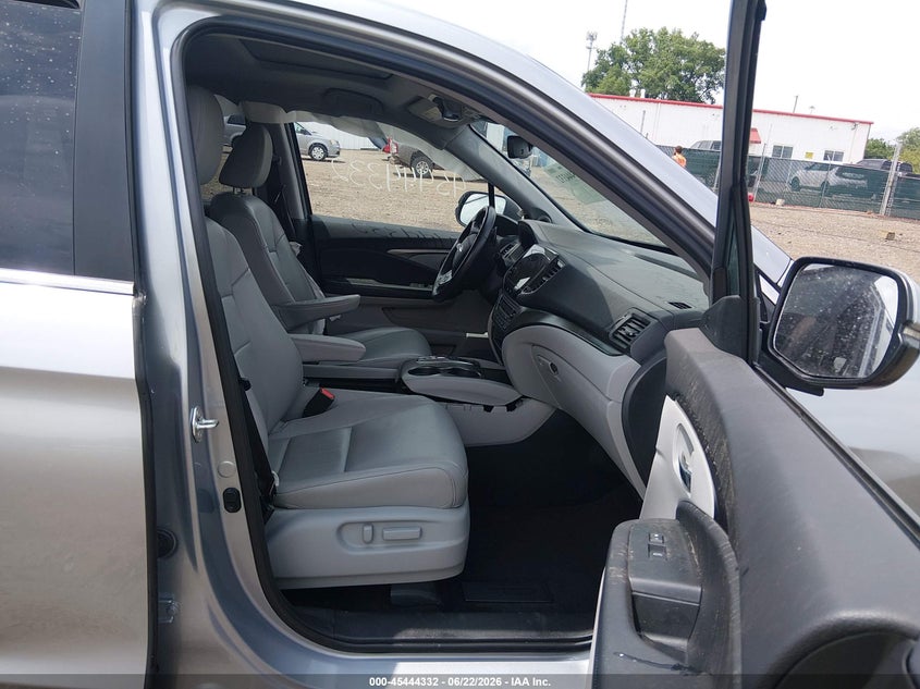 2022 HONDA PILOT auction photo 5
