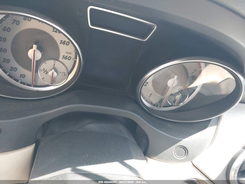 2014 MERCEDES-BENZ CLA 250 auction photo 7