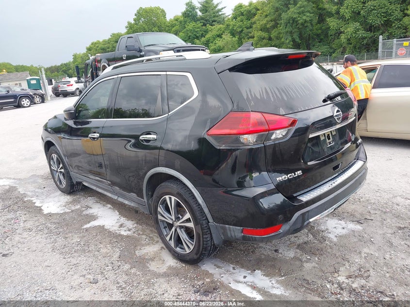 2019 NISSAN ROGUE auction photo 3